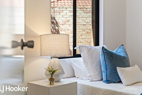 Property photo of 5/18-20 The Crescent Redcliffe WA 6104