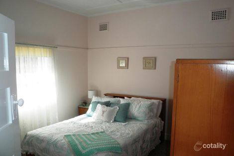 Property photo of 15 Thorncraft Parade Campsie NSW 2194