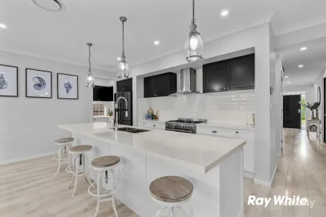 Property photo of 28 Kiewa Grove Gables NSW 2765