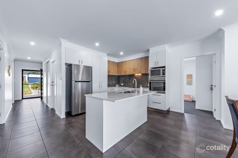 Property photo of 41 Trader Crescent Cannonvale QLD 4802