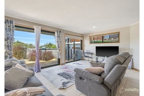 Property photo of 1/192 Matthew Flinders Drive Port Macquarie NSW 2444