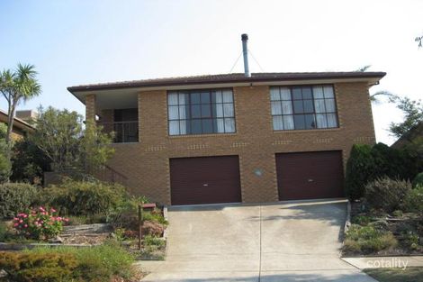 8 Dyson Dr, Sunbury, VIC 3429