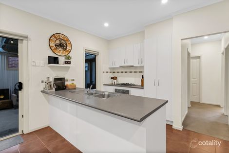 Property photo of 13 Tyrell Place Pakenham VIC 3810