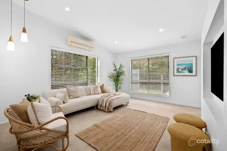 Property photo of 41 Surfrider Place Mudjimba QLD 4564