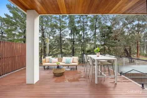 Property photo of 18 The Boulevard Malvern East VIC 3145