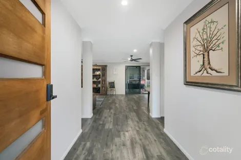 Property photo of 10 Pitt Street Upper Coomera QLD 4209