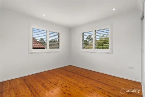 Property photo of 19 Chalker Crescent Mittagong NSW 2575