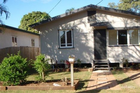22 Inglis St, Woody Point, QLD 4019
