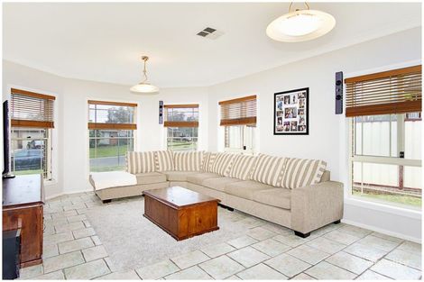 Property photo of 8 Etherden Road Bligh Park NSW 2756