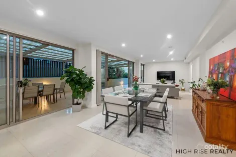 Property photo of 2/111 Thorn Street East Brisbane QLD 4169