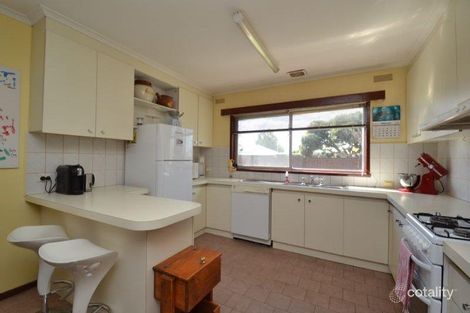 Property photo of 5 Tilson Grove Wangaratta VIC 3677