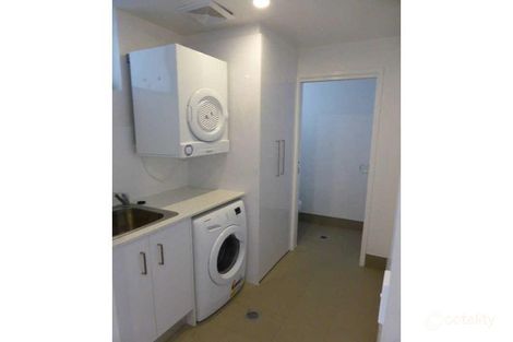 26/4 Ben Lexcen Pl, Robina, QLD 4226