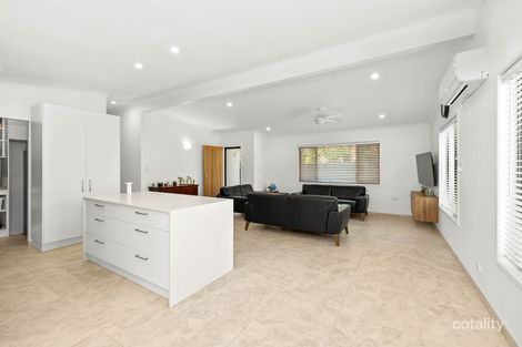 Property photo of 14 Ruggles Court McDowall QLD 4053