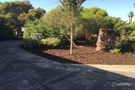 Property photo of 18 Adamson Road Parmelia WA 6167