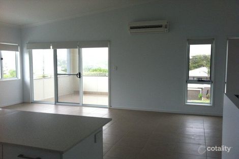 Property photo of 2/16 Orealla Crescent Sunrise Beach QLD 4567