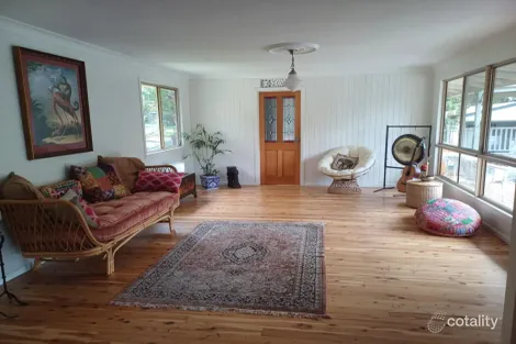 Property photo of 16 Foambark Place Black Mountain QLD 4563