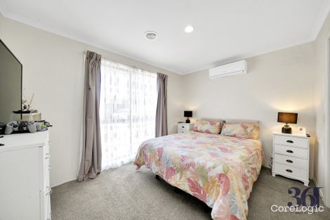 Property photo of 13/10-16 Nepean Court Wyndham Vale VIC 3024