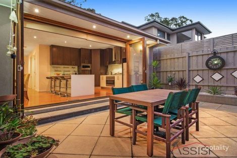 Property photo of 2/22 Renshaw Street Doncaster East VIC 3109