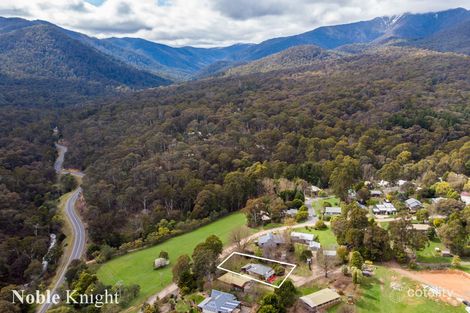 Property photo of 14 Changue Road Merrijig VIC 3723