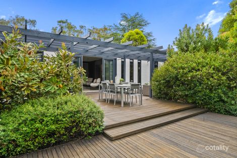 Property photo of 18 Packer Street Weetangera ACT 2614