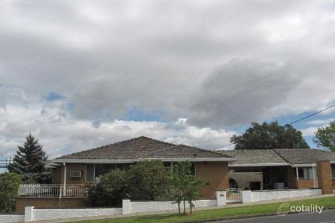 31 Park Cres, Aberfeldie, VIC 3040