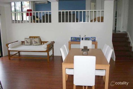 Property photo of 13 Bellbower Close Green Point NSW 2251