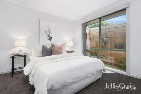Property photo of 15 Sherlowe Crescent Viewbank VIC 3084