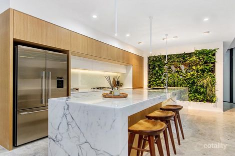 Property photo of 107/95 Old Burleigh Road Broadbeach QLD 4218