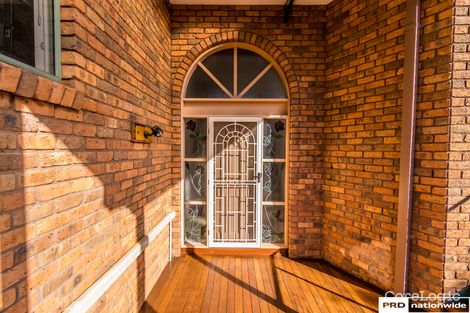 Property photo of 6 Jacaranda Place Oxley Vale NSW 2340