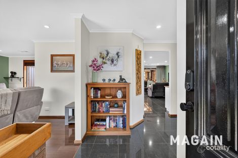 Property photo of 33 Derek Crescent Morphett Vale SA 5162
