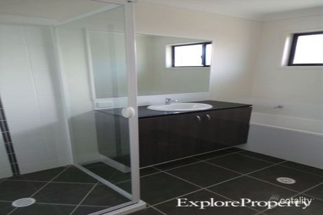 Property photo of 15 Trinity Parade Blacks Beach QLD 4740