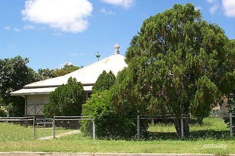 28 Elizabeth St, Charters Towers City, QLD 4820