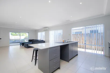 Property photo of 157 Beachside Parade Yanchep WA 6035