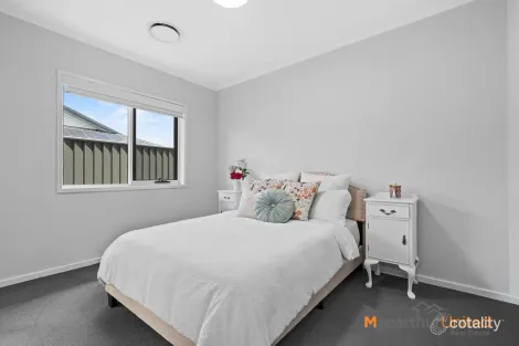 Property photo of 23 Pascoe Street Spring Farm NSW 2570