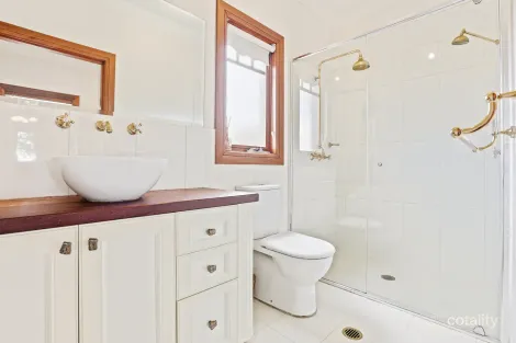 Property photo of 6 Wade Close Luddenham NSW 2745