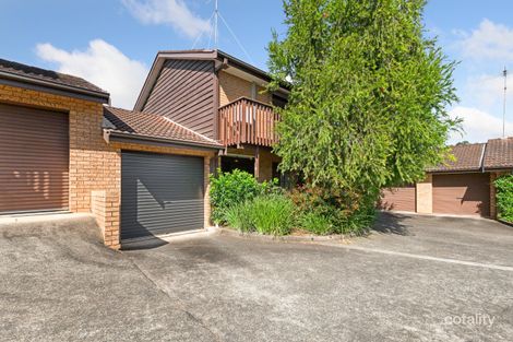 6/7 Sturt St, Campbelltown, NSW 2560