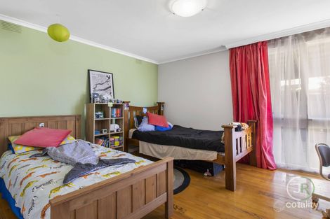 Property photo of 1 Lido Court Oakleigh South VIC 3167