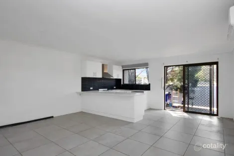4/5 Herbert St, Bundamba, QLD 4304