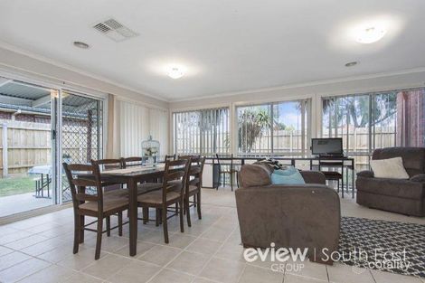 Property photo of 10 Grand Arch Way Berwick VIC 3806