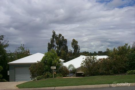 29 Hakea Cres, Chapel Hill, QLD 4069