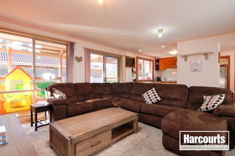 Property photo of 9 Fieldlark Court Carrum Downs VIC 3201