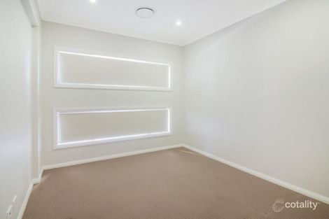 Property photo of 22 Killuna Way Jordan Springs NSW 2747