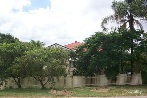 16 Cramb St, Eastern Heights, QLD 4305