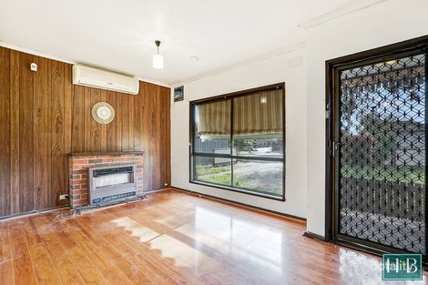 Property photo of 1 Peter Court St Albans VIC 3021