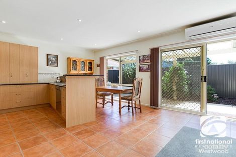 Property photo of 17 Silver Gum Street Manor Lakes VIC 3024