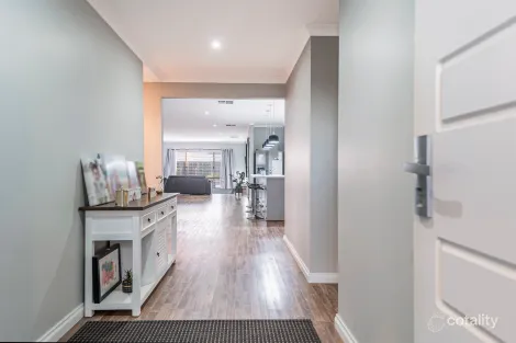 Property photo of 9 Prentice Way Lakelands WA 6180