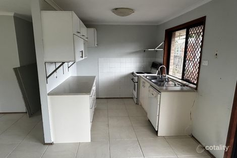 Property photo of 11 Sunscape Drive Eagleby QLD 4207