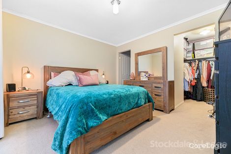 Property photo of 16 Glenn Erin Way Berwick VIC 3806