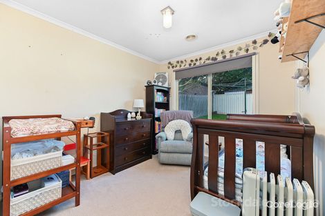 Property photo of 16 Glenn Erin Way Berwick VIC 3806