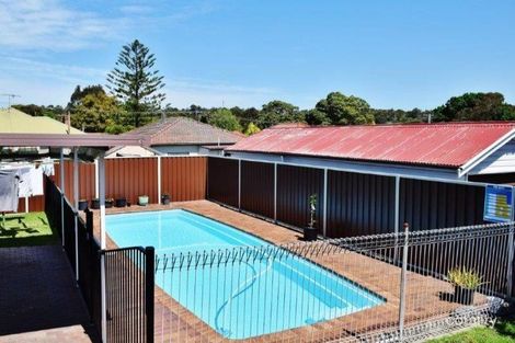 Property photo of 10 Delauret Square Waratah West NSW 2298